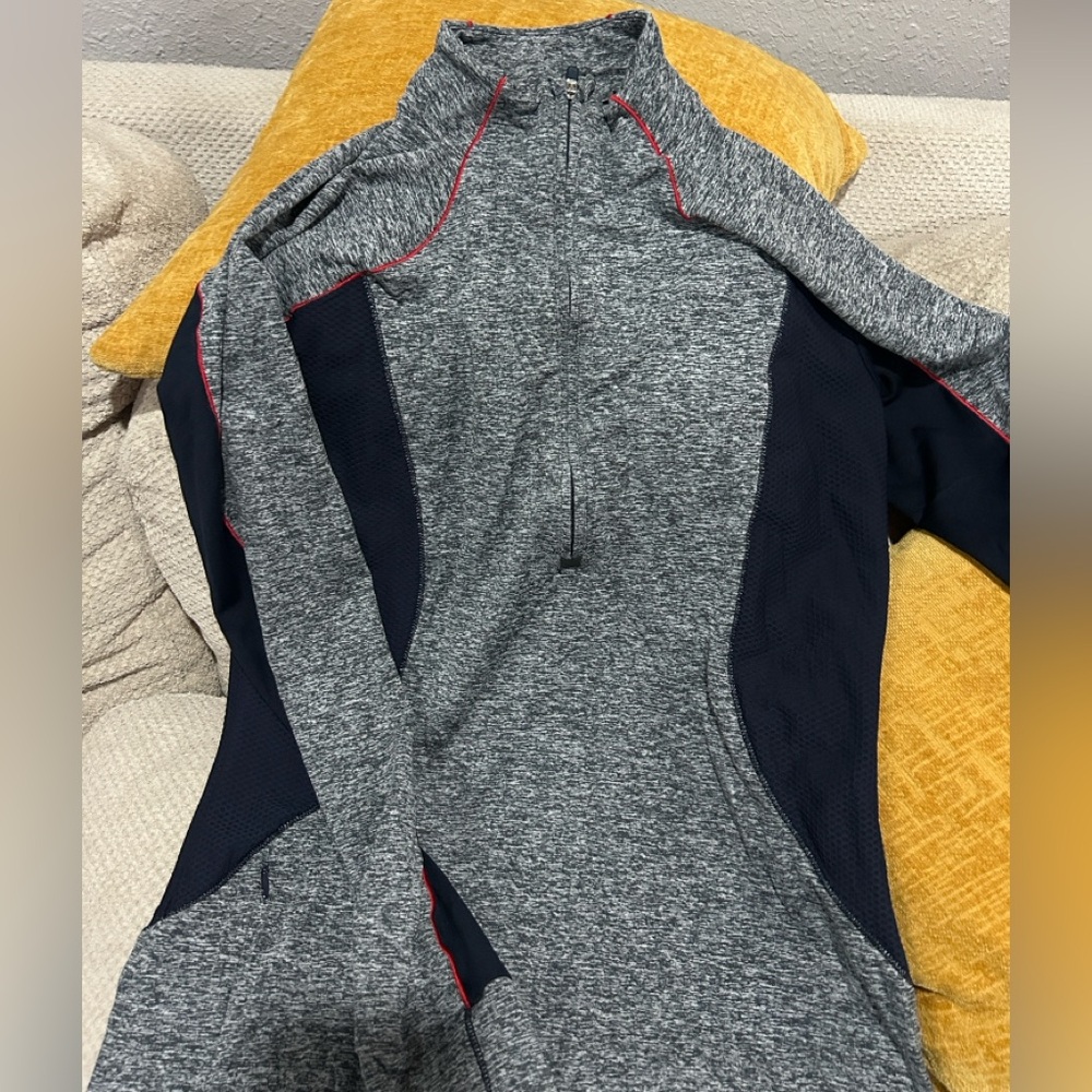 Athlete Gray and Blue Quarter-Zip Pullover women’s medium used -good condition